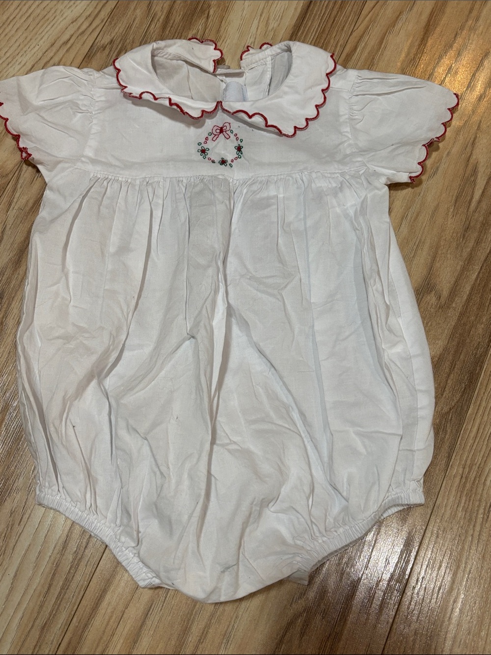 Little English White Baby Bubble Romper with Red Trim & Christmas Wreath 12 mon